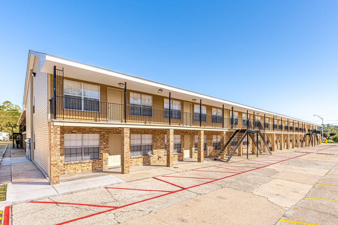 Courtney Heights Apartments in Slidell, LA - Foto de edificio