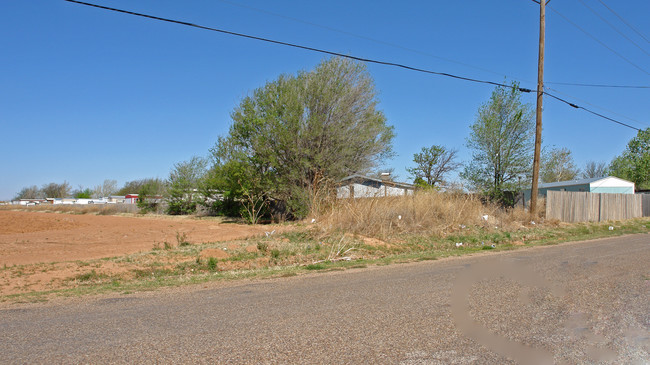 Slaton Moblie Home Park in Slaton, TX - Building Photo - Building Photo