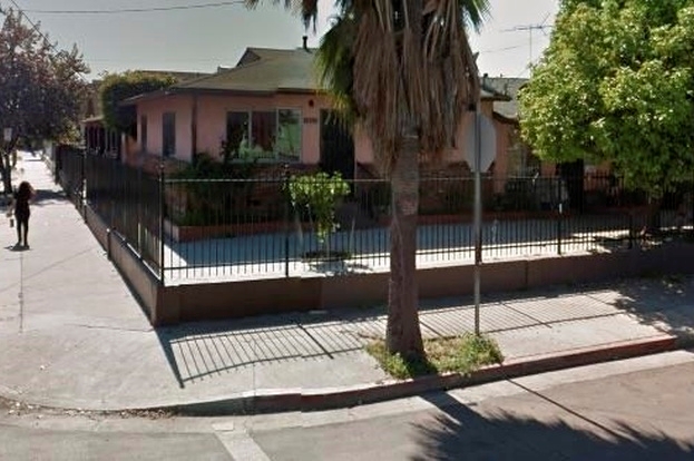 1800 W 11th Pl in Los Angeles, CA - Building Photo