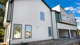 1313 Knight St in Houston, TX - Building Photo