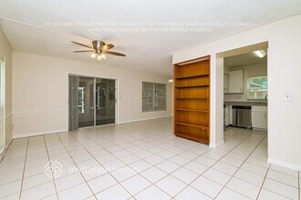 12312 Woodleigh Ave in Tampa, FL - Building Photo - Building Photo