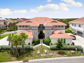 12050 Santaluz Dr in Ft. Myers, FL - Building Photo