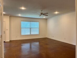 2976 Elkton Trail in Tyler, TX - Building Photo - Building Photo