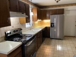 1390 Earlysville Forest Dr in Earlysville, VA - Building Photo - Building Photo