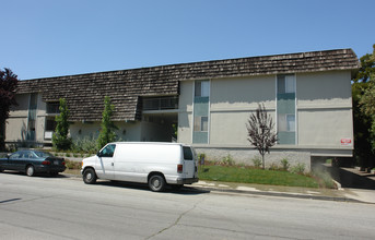 Greentree Apartments in San Jose, CA - Building Photo - Building Photo