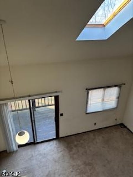 property at 3 Gray Rock Dr