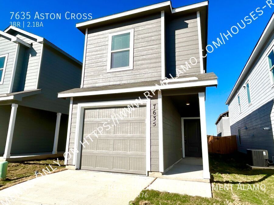 7635 Aston Cross in San Antonio, TX - Building Photo