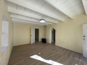 536 W Alameda St in Santa Fe, NM - Building Photo - Building Photo