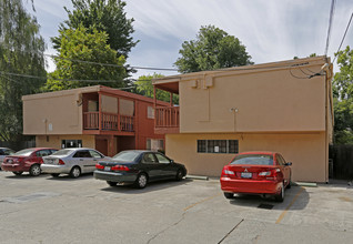 2317-2323 I St in Sacramento, CA - Building Photo - Building Photo