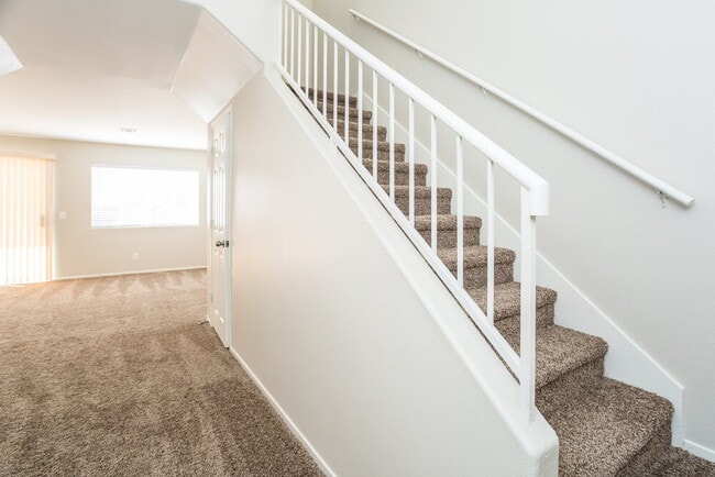 2331 Catskill Ct in North Las Vegas, NV - Foto de edificio - Building Photo