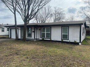 2688 Hearthstone Dr in Farmers Branch, TX - Building Photo - Building Photo