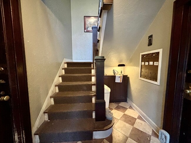 5017-5019 Wyandotte St in Kansas City, MO - Building Photo - Building Photo