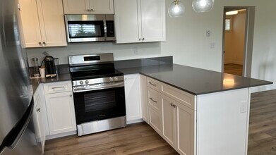 7800 Stinson Ave, Unit 11 in Gig Harbor, WA - Building Photo - Building Photo