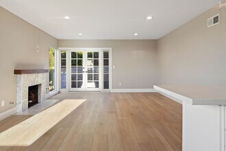 372 Camino San Clemente in San Clemente, CA - Building Photo - Building Photo