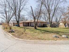 3 McIntosh Ln in Bentonville, AR - Building Photo - Building Photo