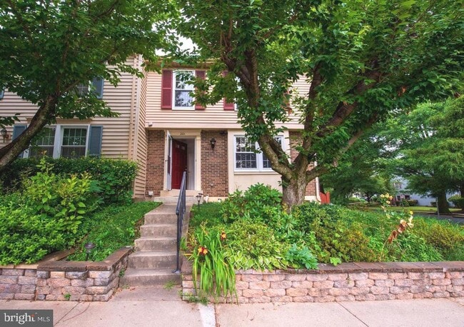 property at 201 Curry Ford Ln