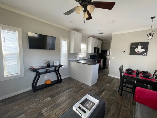 5300 W Irlo Bronson Memorial Hwy in Kissimmee, FL - Building Photo - Building Photo