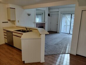 20 S Boulder Cir, Unit 2311 in Boulder, CO - Foto de edificio - Building Photo