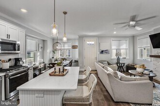 13 W 7th St in Ocean City, NJ - Building Photo - Building Photo