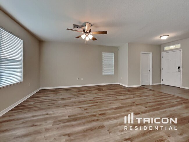 10442 Whispering Hammock Dr in Riverview, FL - Building Photo - Building Photo