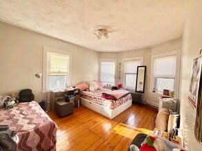 84 Day St, Unit 3 in Boston, MA - Building Photo - Building Photo