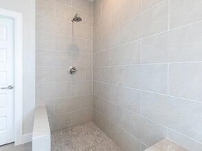 2808 Grand Fountains Dr in Houston, TX - Building Photo - Building Photo
