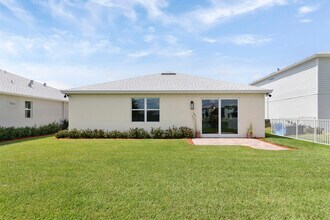12545 SW Gray Fox Ln in Port St. Lucie, FL - Building Photo - Building Photo