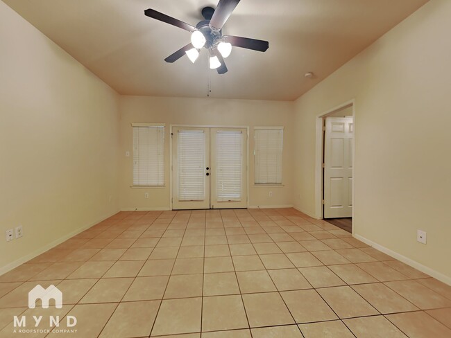 2711 Lexington Park Dr in Spring, TX - Building Photo - Building Photo