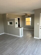 6401 Navajo Ave in El Paso, TX - Foto de edificio - Building Photo