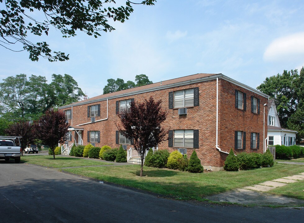 29-31 Nobile St in Stamford, CT - Building Photo