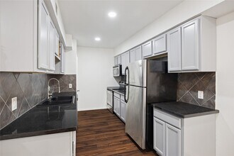 705 Harold St in Houston, TX - Building Photo - Building Photo