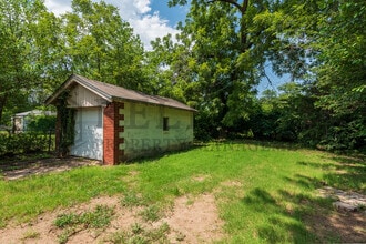 839 N Oliver St in Wichita, KS - Building Photo - Building Photo