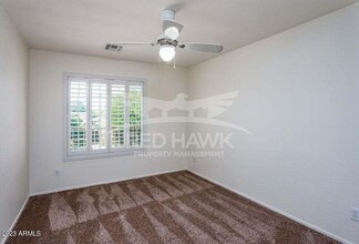 6940 W Branham Ln in Phoenix, AZ - Building Photo - Building Photo