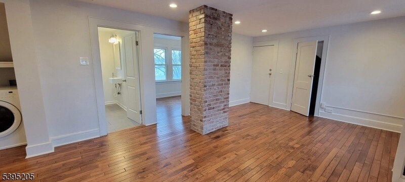 18 Olive St in Bloomfield, NJ - Building Photo