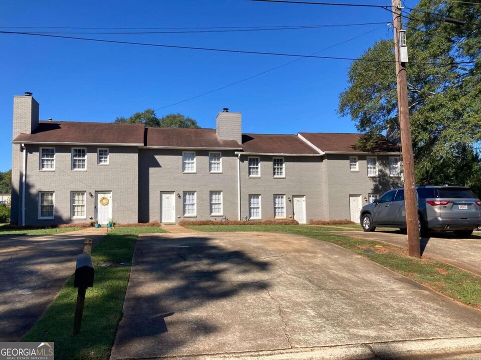 123 Toby Springs Ln in Mcdonough, GA - Building Photo