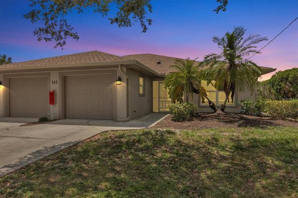 343 Boundary Blvd, Unit 343B in Rotonda West, FL - Foto de edificio