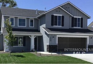 4800 Endicott Dr in Caldwell, ID - Building Photo