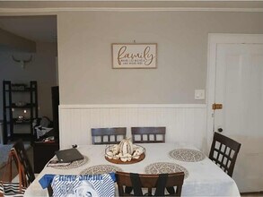 28 1/2 Grove St in Salem, MA - Building Photo - Building Photo