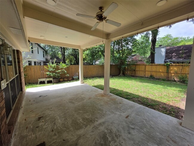 property at 19 Evening Song Ct