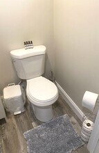 1544 Oakridge Rd, Unit 1 in Baltimore, MD - Building Photo - Building Photo