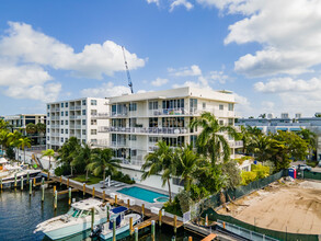 Cymbrinas Cay in Fort Lauderdale, FL - Building Photo - Building Photo