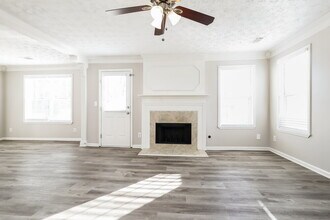 1014 Alford Ct in Lithonia, GA - Building Photo - Building Photo