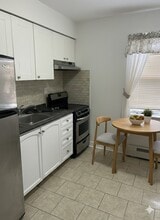 3 Water St in St Catharines, ON - Building Photo - Building Photo