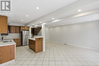 619 Southridge Dr in Hamilton, ON - Building Photo - Building Photo