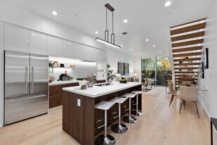 1034 Grayson St in Berkeley, CA - Building Photo