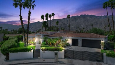 1045 E Deepak Rd in Palm Springs, CA - Building Photo - Building Photo