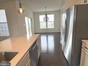 123 Charterhouse St in Falling Waters, WV - Building Photo - Building Photo