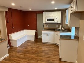 51 Mount Vernon St, Unit B in Melrose, MA - Building Photo