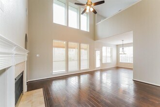 22743 Cascade Springs Dr in Katy, TX - Building Photo - Building Photo