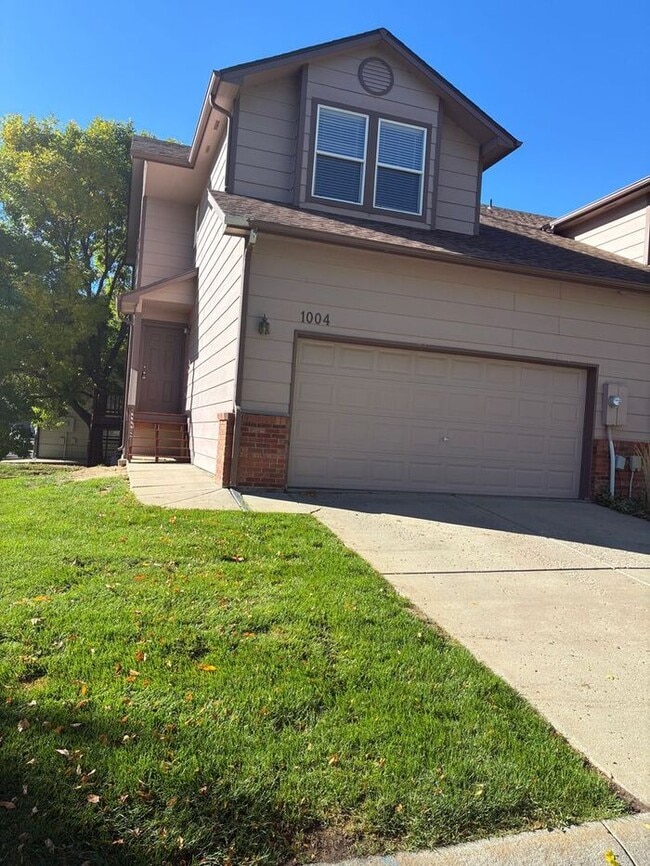 property at 1004 Winona Cir